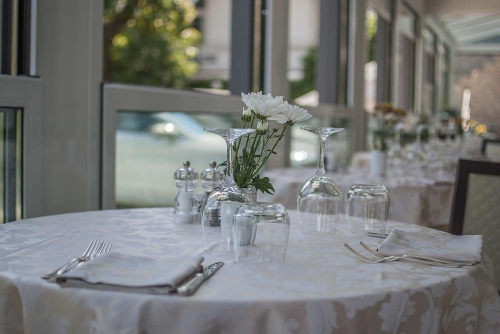Hotel Flora ストレーザ エクステリア 写真