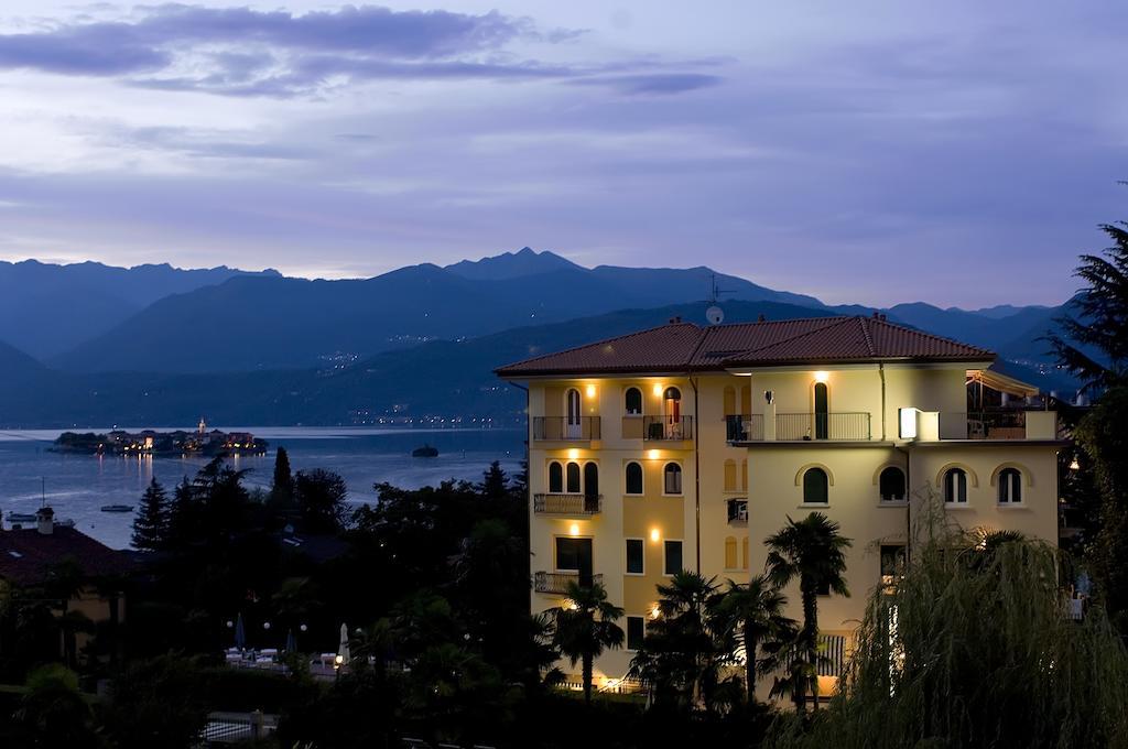 Hotel Flora ストレーザ エクステリア 写真